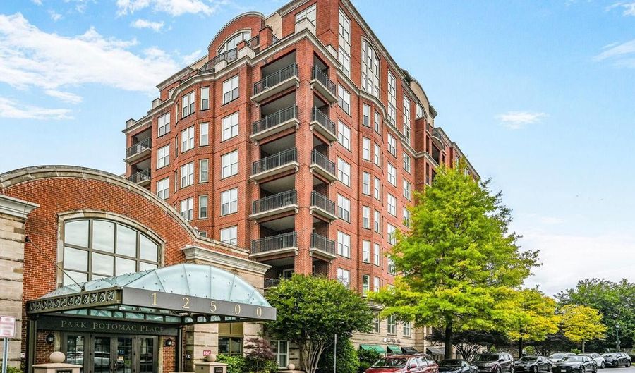 12500 PARK POTOMAC AVE # 905 S, Potomac, MD 20854 - 1 Beds, 2 Bath
