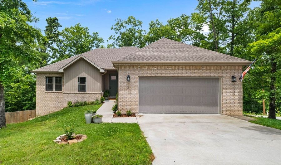 2 Stanhope Ln, Bella Vista, AR 72715 - 3 Beds, 2 Bath