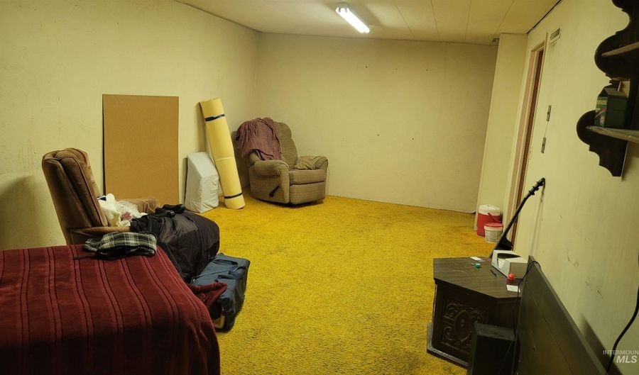 1635 Elba Ave, Burley, ID 83318 - 4 Beds, 3 Bath