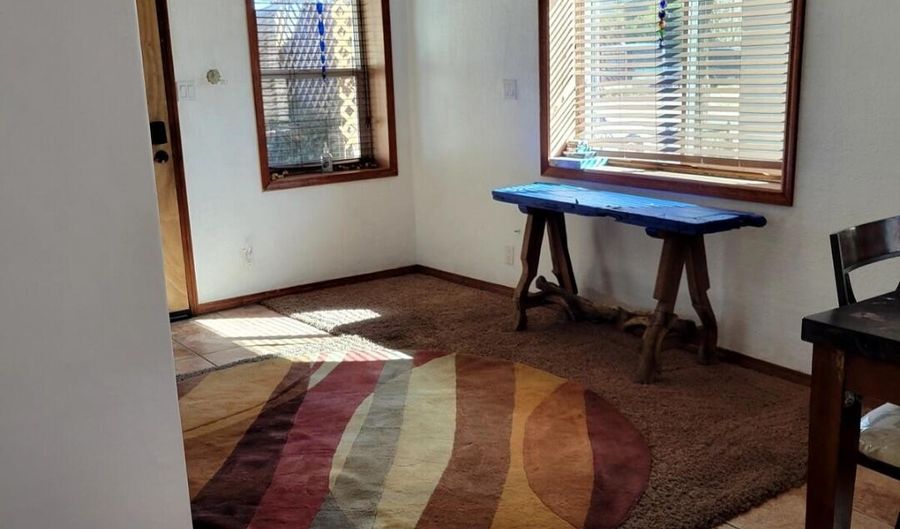 919 22nd St NW, Albuquerque, NM 87104 - 2 Beds, 1 Bath