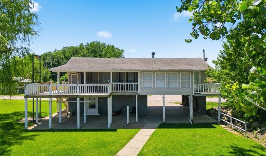 39070 Pike 202, Annada, MO 63330 - 2 Beds, 1 Bath
