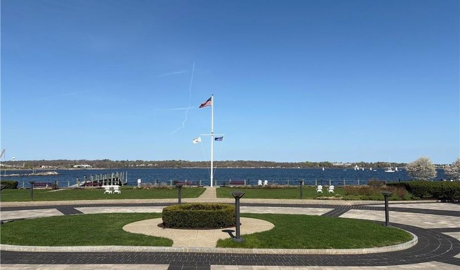 1180 Narragansett Blvd B3, Cranston, RI 02905 - 1 Beds, 1 Bath