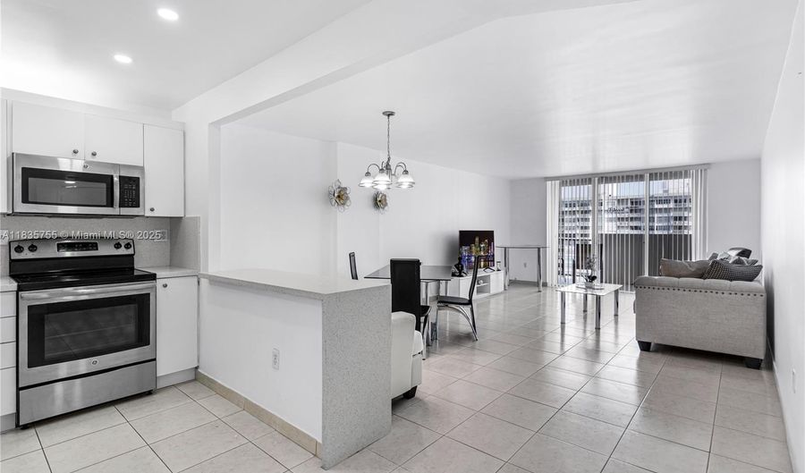 2780 NE 183rd St 1708, Aventura, FL 33160 - 1 Beds, 2 Bath