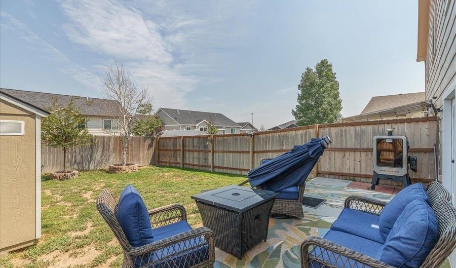 915 PENNSYLVANIA Ave, Cheyenne, WY 82001 - 3 Beds, 3 Bath