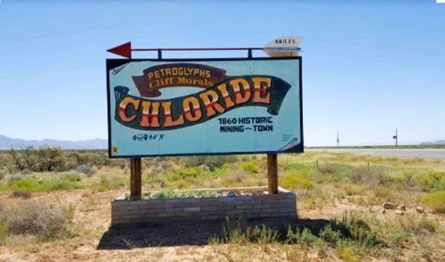 4868 W Tennessee Ave, Chloride, AZ 86431 - 2 Beds, 1 Bath