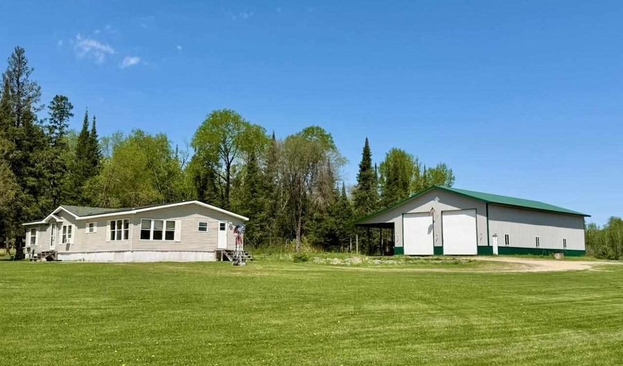 8912 Carpenter Rd, Angora, MN 55703 - 3 Beds, 3 Bath