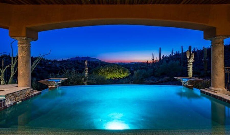 39601 N OCOTILLO RIDGE Dr, Carefree, AZ 85377 - 5 Beds, 8 Bath