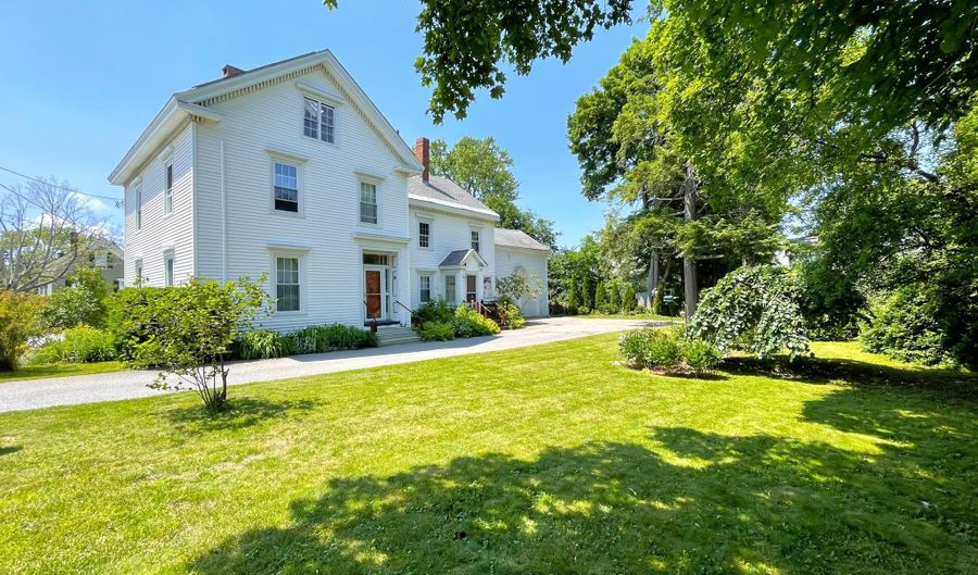 45 Bedford St, Bath, ME 04530 - 4 Beds, 3 Bath
