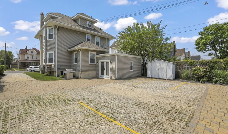 110 11th Avenue Unit 1St Floor 1St Floor, Belmar, NJ 07719 - 3 Beds, 2 Bath