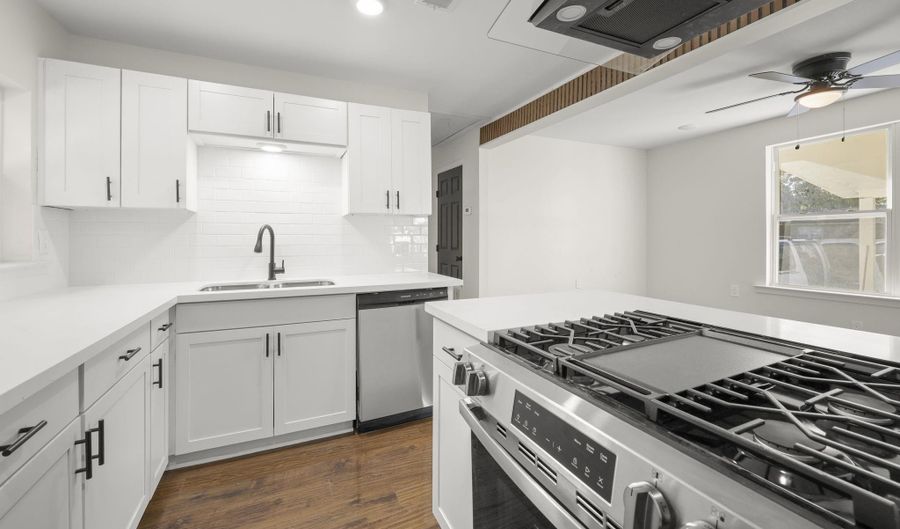 3639 Groom Rd, Baker, LA 70714 - 3 Beds, 1 Bath