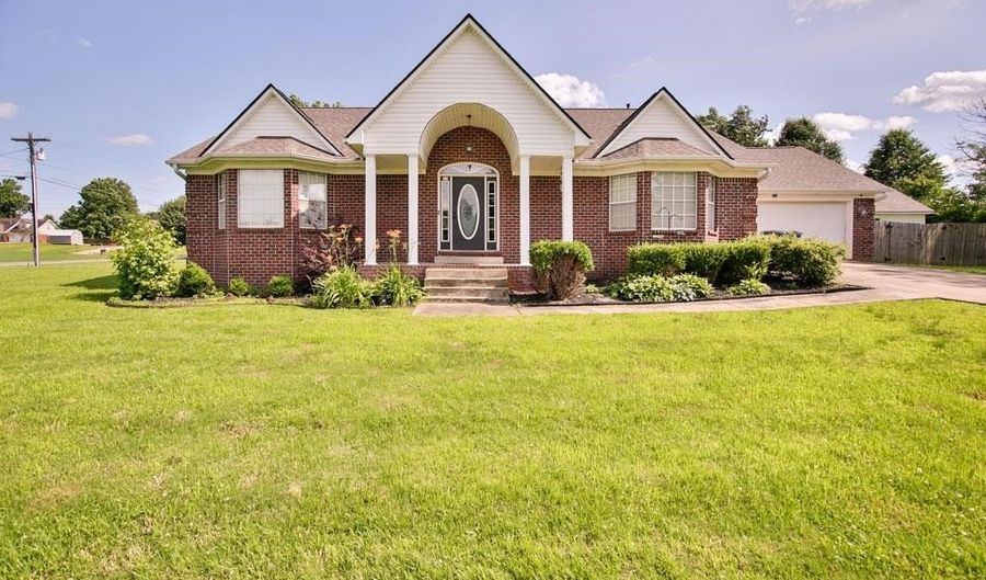 438 BRITTANY, Atoka, TN 38004 - 3 Beds, 2 Bath