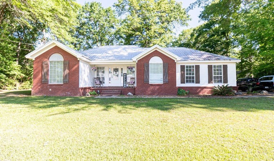 102 Pinehurst Dr, Ashford, AL 36312 - 3 Beds, 2 Bath