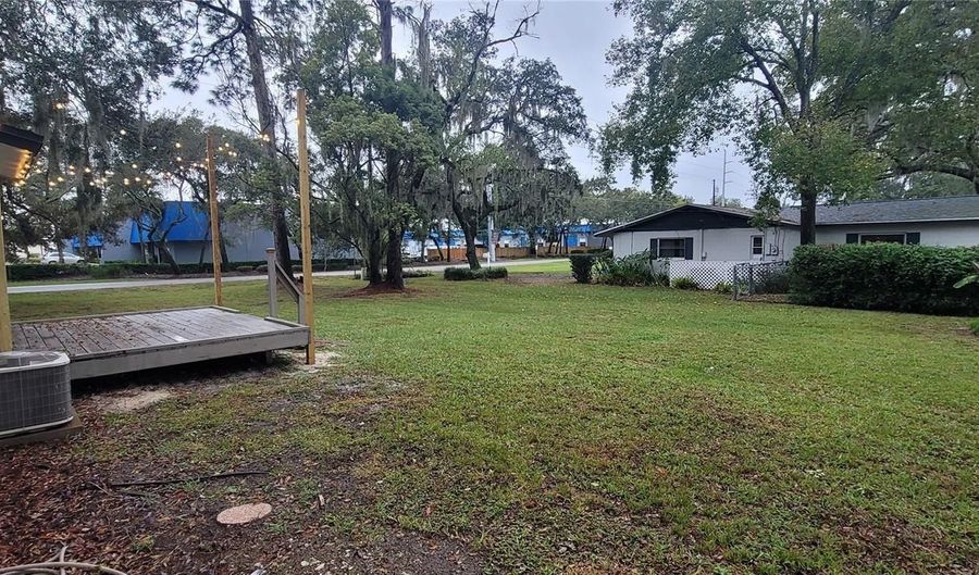 694 DOUGLAS Ave, Altamonte Springs, FL 32714 - 3 Beds, 2 Bath