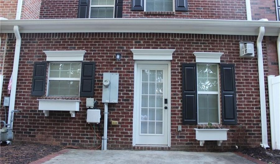 5630 Lawley Dr, Alpharetta, GA 30022 - 3 Beds, 3 Bath