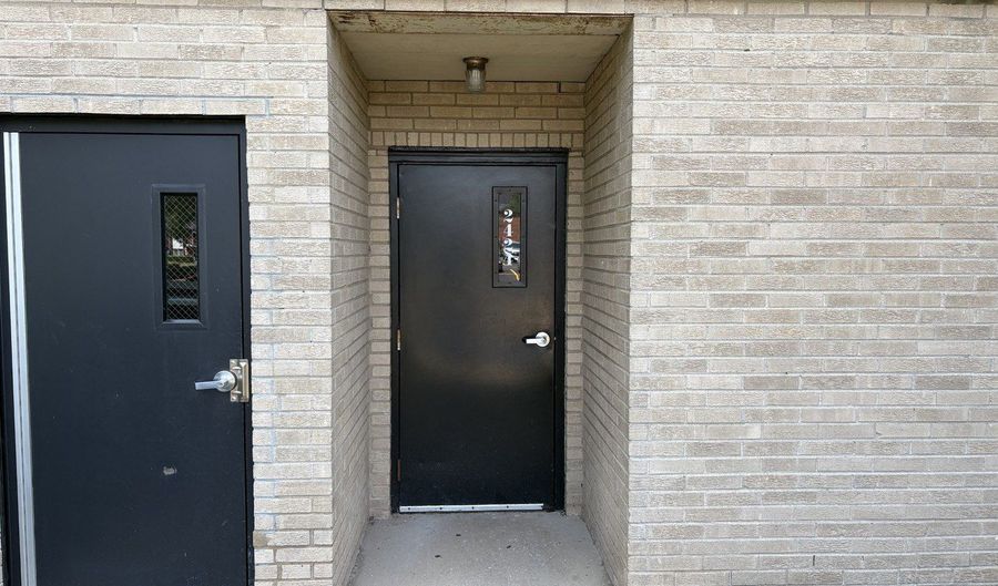 2424 E Oakton St 4F, Arlington Heights, IL 60004 - 1 Beds, 1 Bath