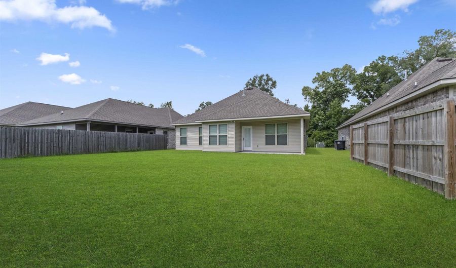 7324 Kenilworth Crossing Ave, Baton Rouge, LA 70820 - 3 Beds, 2 Bath