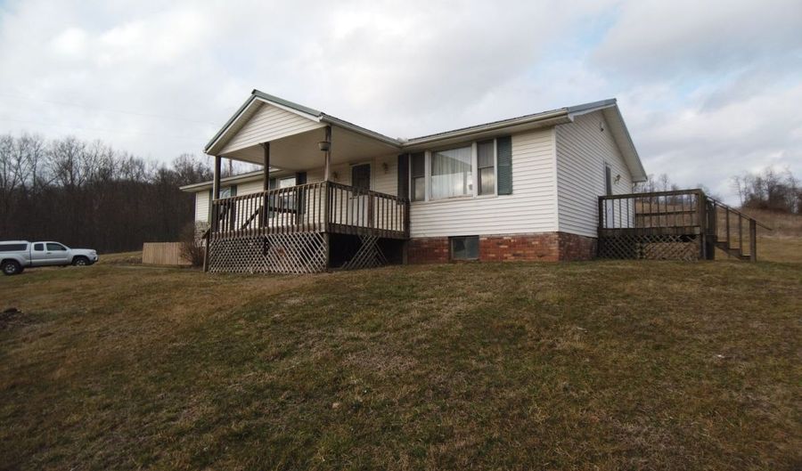 32510 McGinnis Rd, Albany, OH 45710 - 3 Beds, 2 Bath