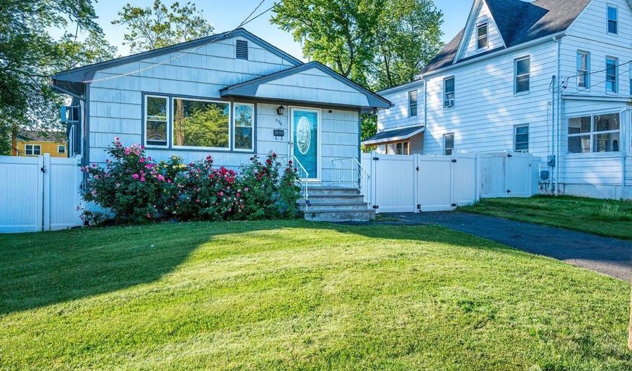 320 Demorest Ave, Avenel, NJ 07001 - 3 Beds, 3 Bath