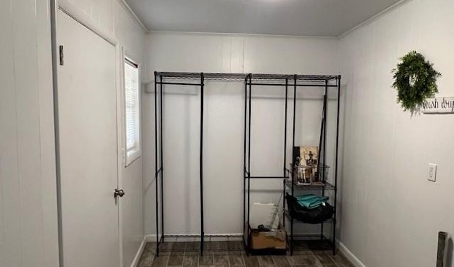 807 NE NE 5th St NE, Antlers, OK 74523 - 3 Beds, 2 Bath