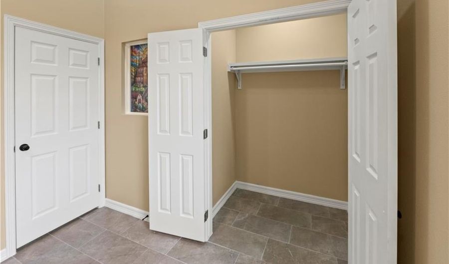 1405 E Karen Dr A, Alton, TX 78573 - 2 Beds, 3 Bath