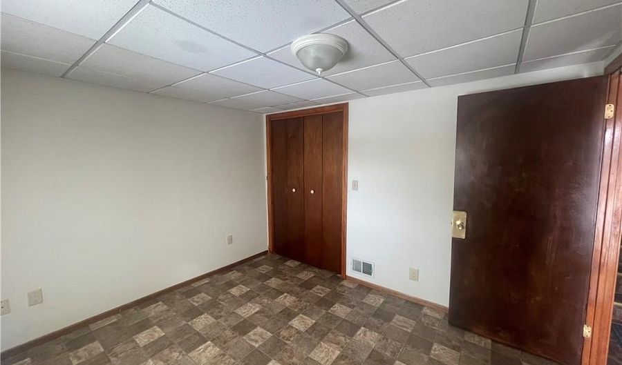 436 Brown St, Attleboro, MA 02703 - 4 Beds, 2 Bath