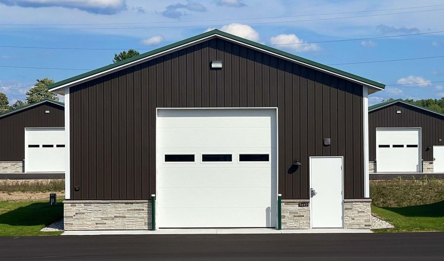 3042 Luxury Barn Ln 31, Traverse City, MI 49685 - 0 Beds, 0 Bath