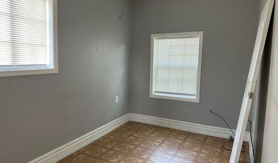 105 S FAIRMONT St, Amarillo, TX 79106 - 1 Beds, 1 Bath