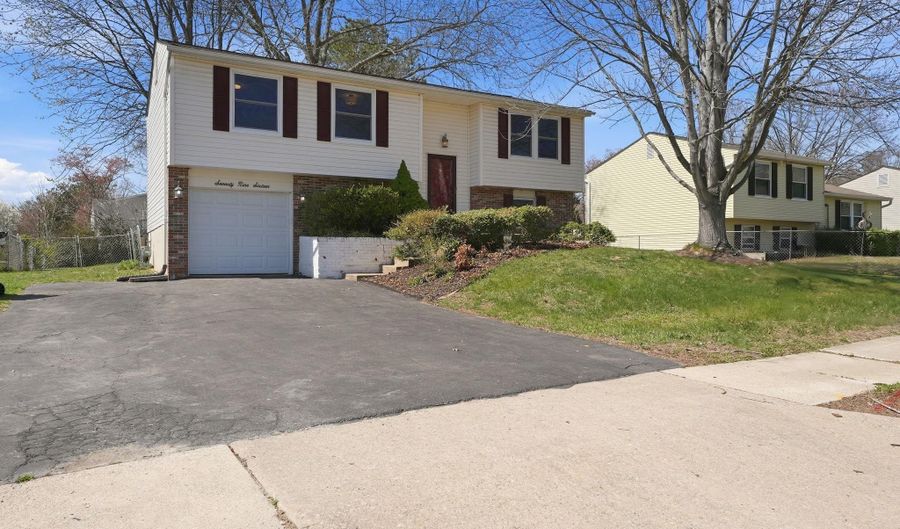7916 FRYE Rd, Alexandria, VA 22309 - 3 Beds, 2 Bath