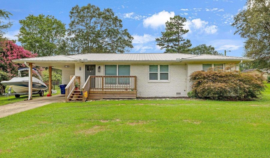 102 W Sims Ave, Albertville, AL 35950 - 3 Beds, 1 Bath