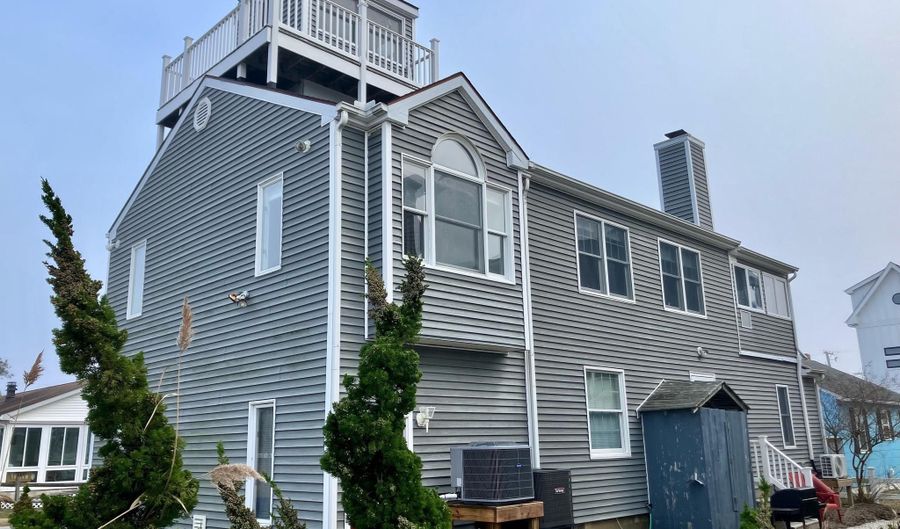 101 DOVER Rd, Dewey Beach, DE 19971 - 4 Beds, 3 Bath