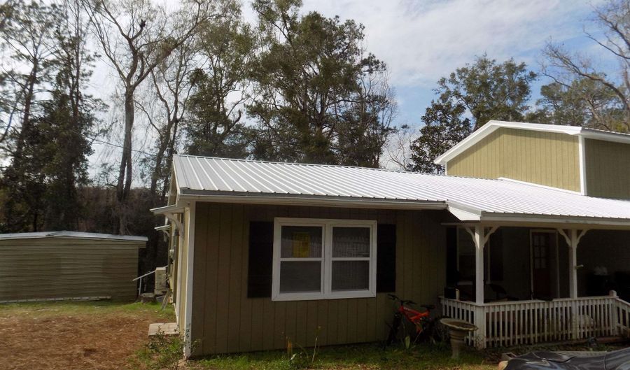 7080 B Hurricane Rd, Bay Minette, AL 36507 - 2 Beds, 2 Bath