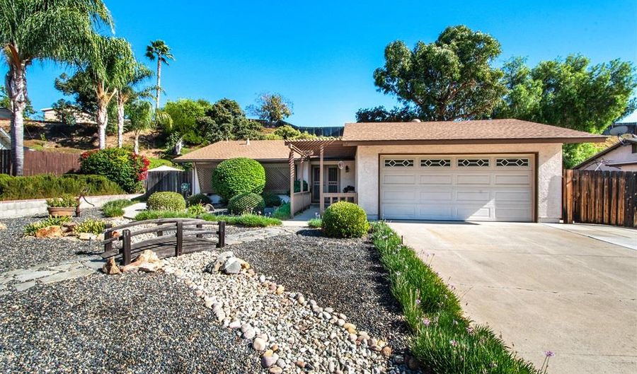 1360 Pleasant Hill St, Escondido, CA 92026 - 3 Beds, 2 Bath