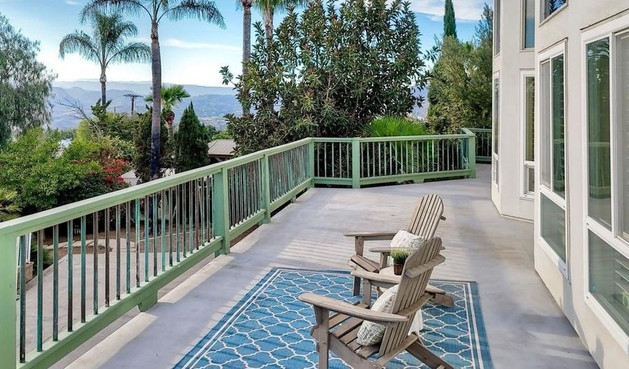 2039 E Mission Rd, Fallbrook, CA 92028 - 3 Beds, 4 Bath