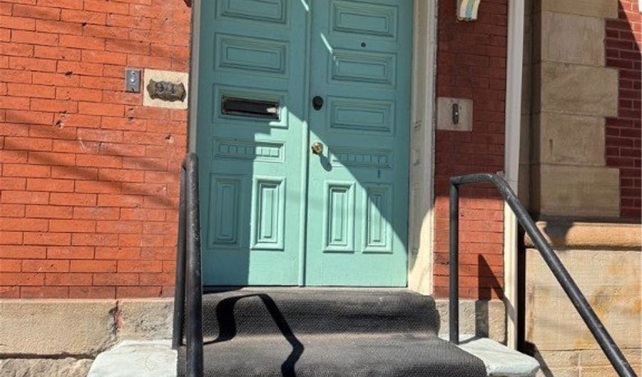 94 S 18th St 2, Airville, PA 15203 - 3 Beds, 2 Bath