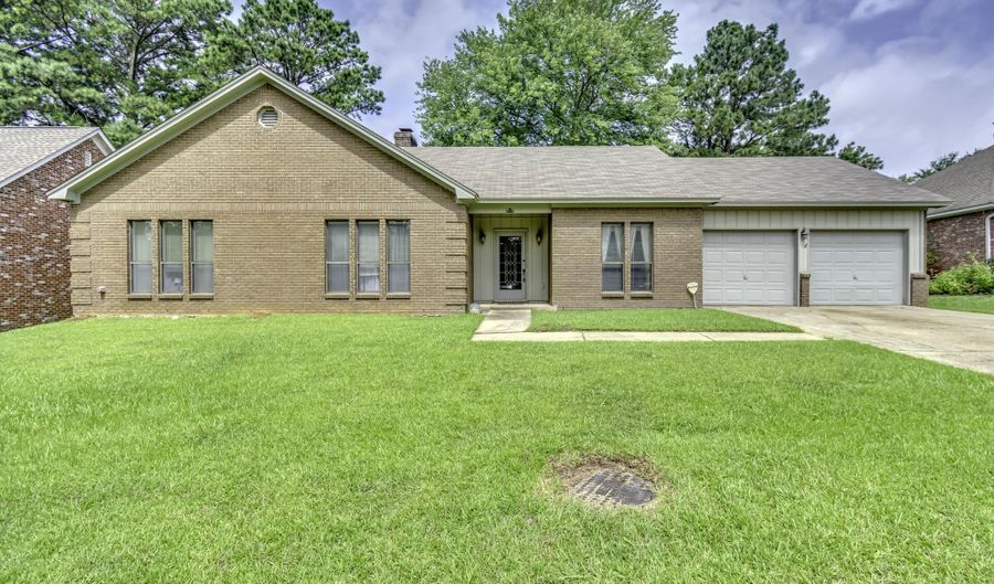 510 Bay Pointe Cir, Brandon, MS 39047 - 3 Beds, 3 Bath