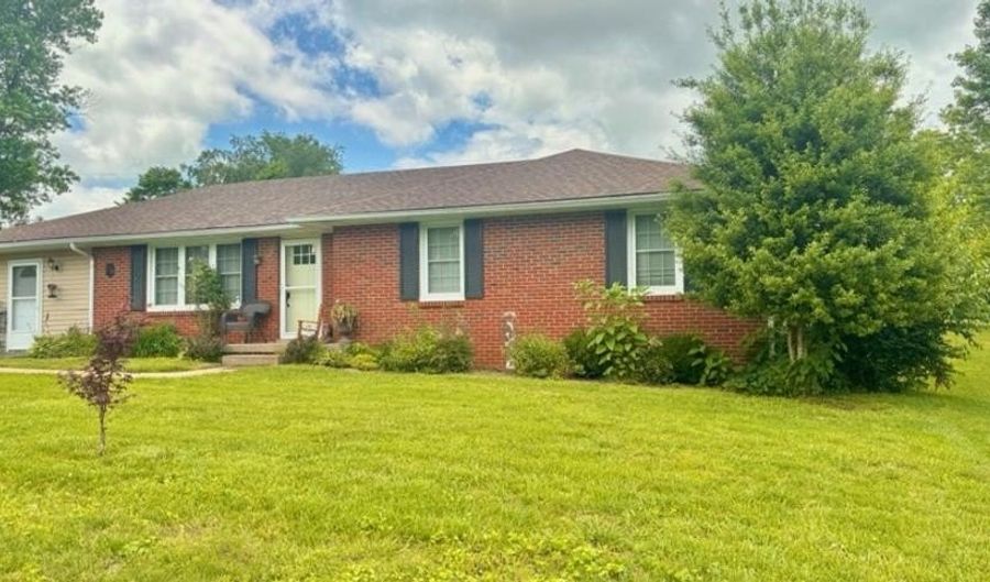 109 Rogers Dr, Auburn, KY 42206 - 3 Beds, 1 Bath