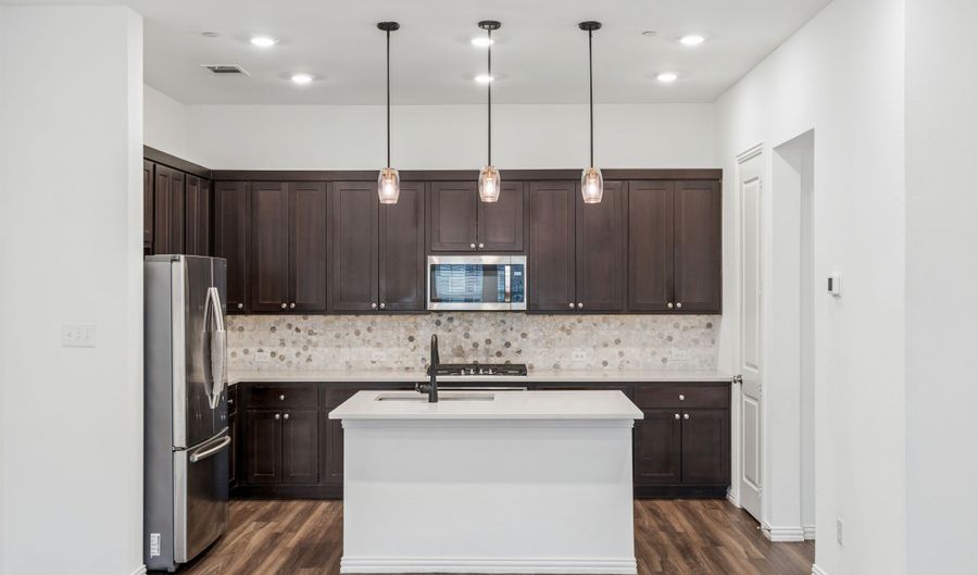 2215 Adena Springs Dr, Allen, TX 75013 - 3 Beds, 3 Bath