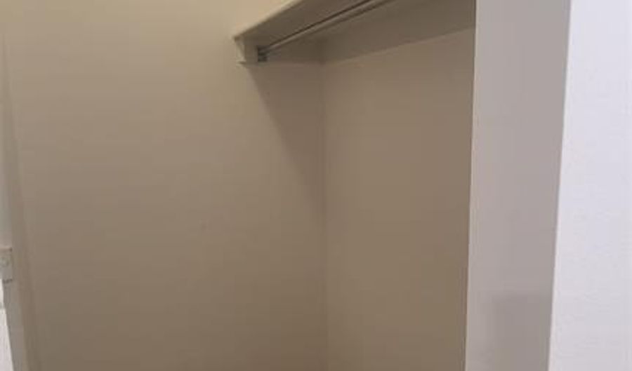 20100 W Country Club Dr 1007, Aventura, FL 33180 - 2 Beds, 2 Bath