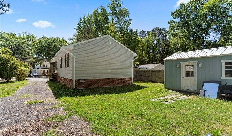 652 S Taylor St, Ashland, VA 23005 - 3 Beds, 2 Bath