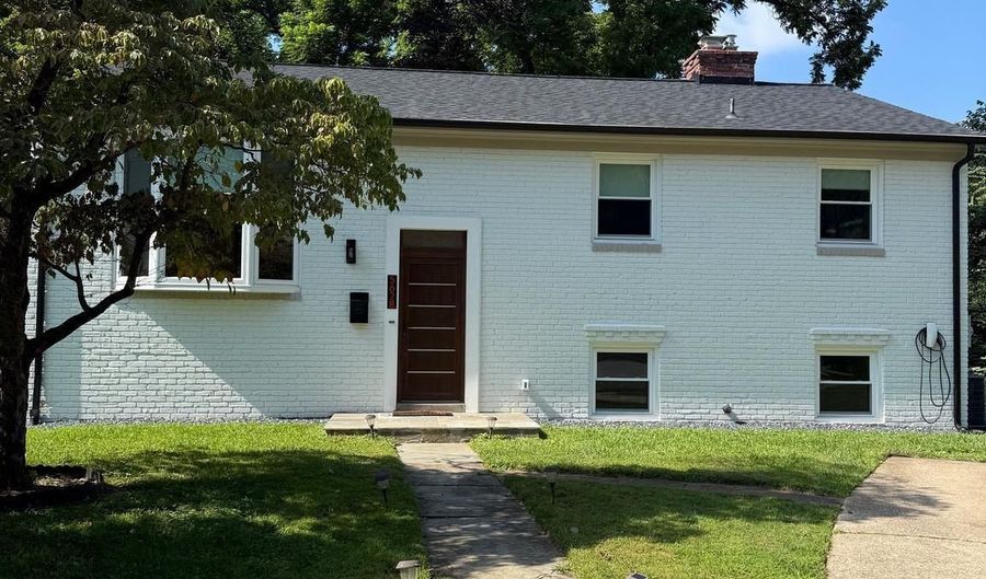 5628 ALTA VISTA Rd, Bethesda, MD 20817 - 5 Beds, 3 Bath