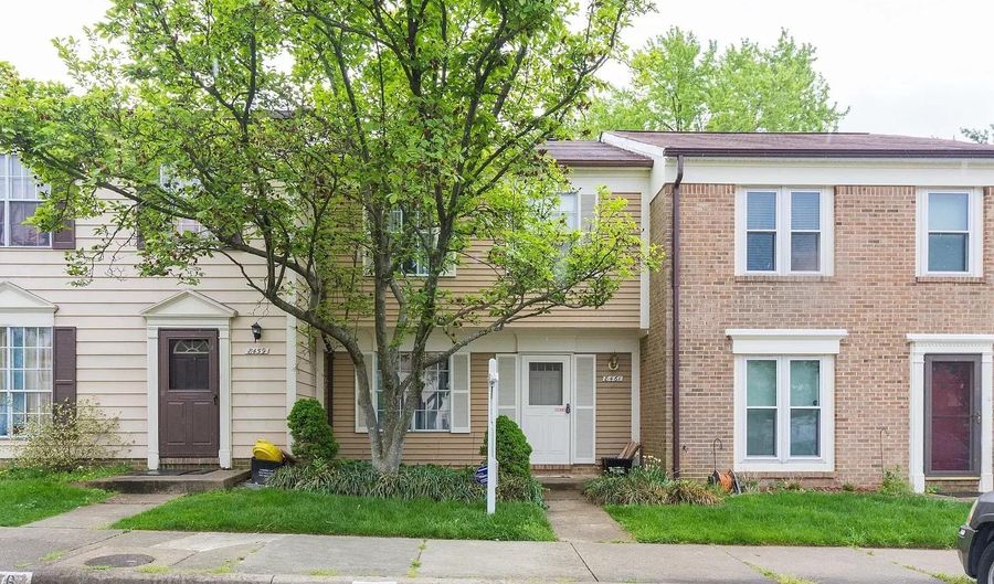 8461 DIABLO Ct, Alexandria, VA 22309 - 3 Beds, 2 Bath