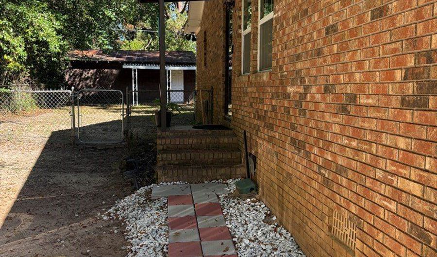 1011 Crawford Dr, Albany, GA 31705 - 3 Beds, 1 Bath