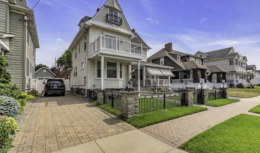 210 8th Ave, Belmar, NJ 07719 - 6 Beds, null Bath