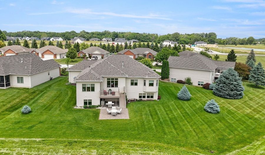 2111 Bunker Ct, Auburn, IN 46706 - 3 Beds, 3 Bath
