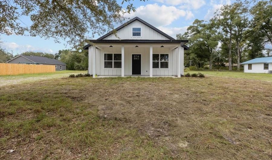 3663 Frederick Ave, Bell, FL 32619 - 3 Beds, 2 Bath
