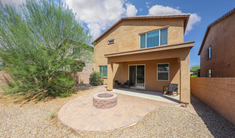 937 W Calle Tronco Seco, Sahuarita, AZ 85629 - 4 Beds, 3 Bath