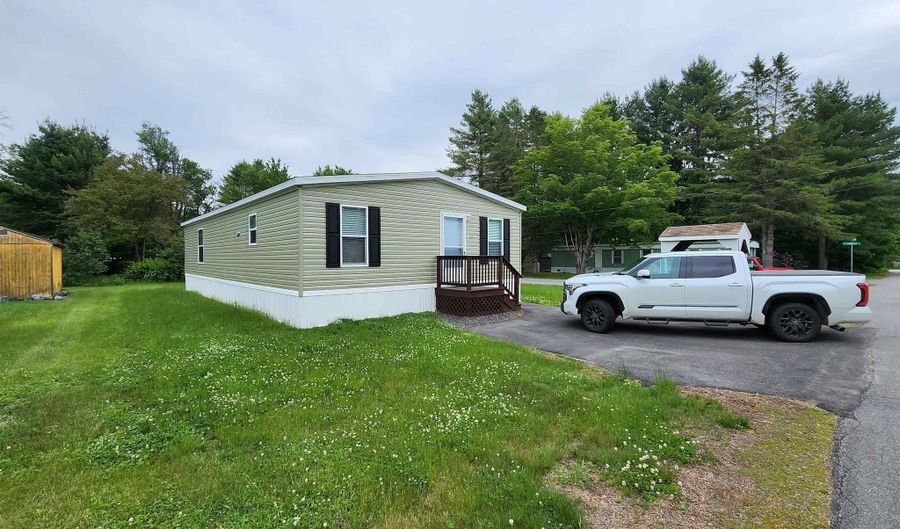 1004 Mountain View Ave, Charlestown, NH 03603 - 3 Beds, 2 Bath