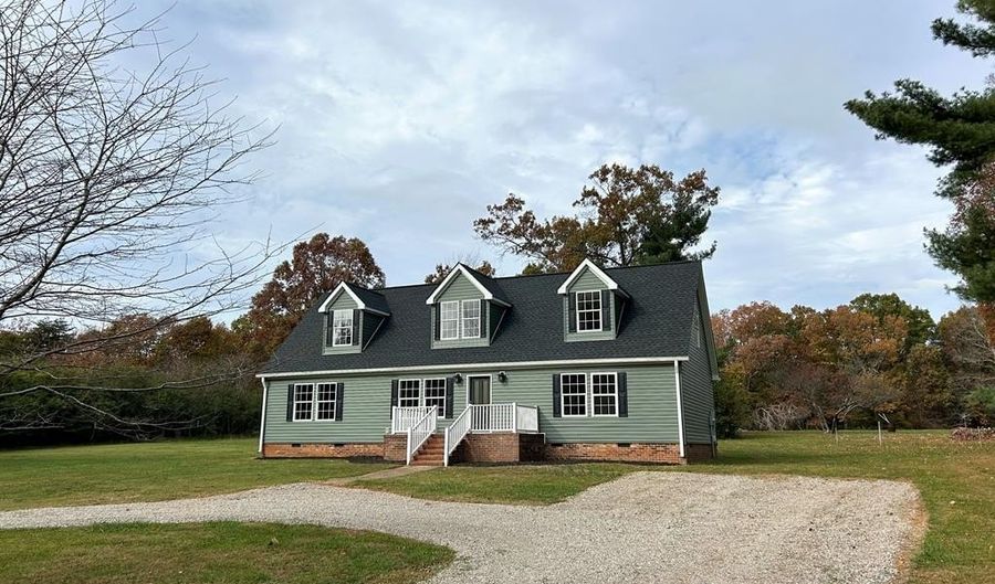 4597 Pumping Station Rd, Appomattox, VA 24522 - 5 Beds, 3 Bath