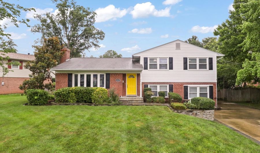 8323 BLOWING ROCK Rd, Alexandria, VA 22309 - 4 Beds, 3 Bath