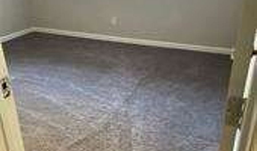 215 Camelot, Atlanta, GA 30349 - 1 Beds, 1 Bath